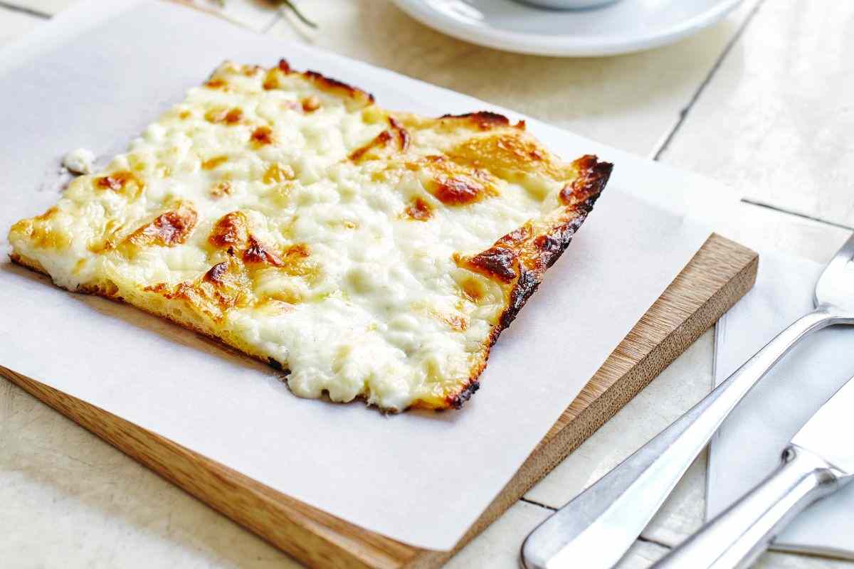 focaccia con formaggio