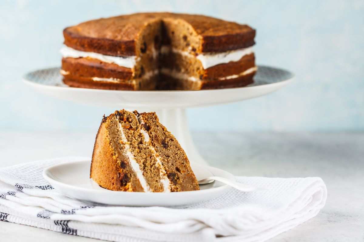 torta con crema bianca