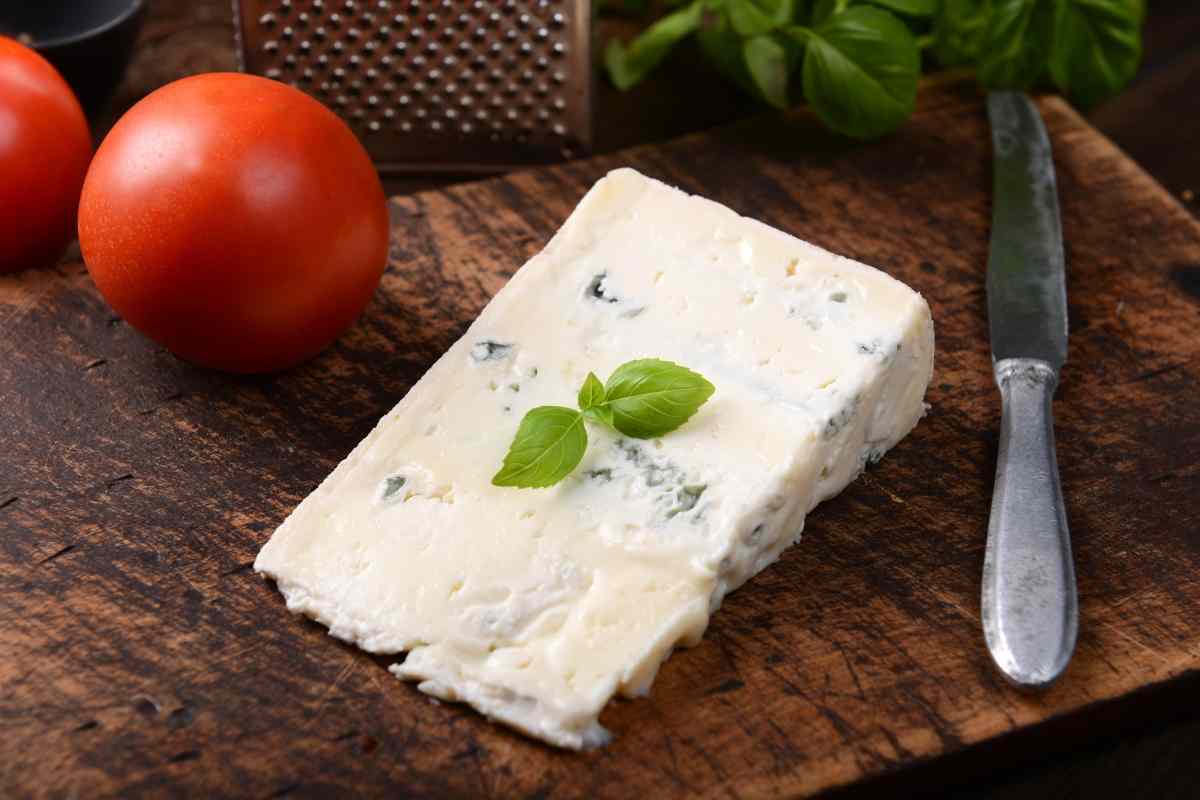 fetta di gorgonzola