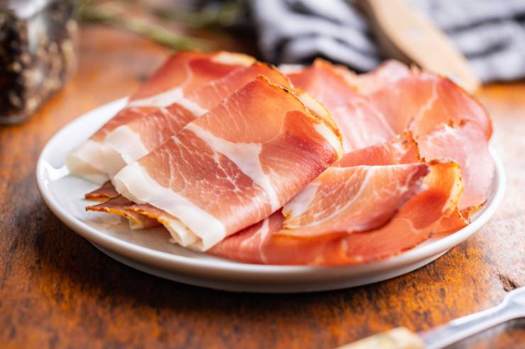 Prosciutto nel piatto