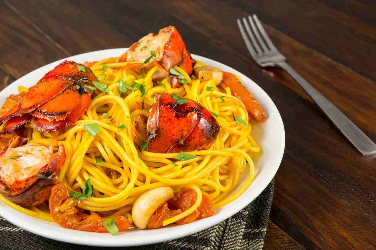 spaghetti con sugo di astice