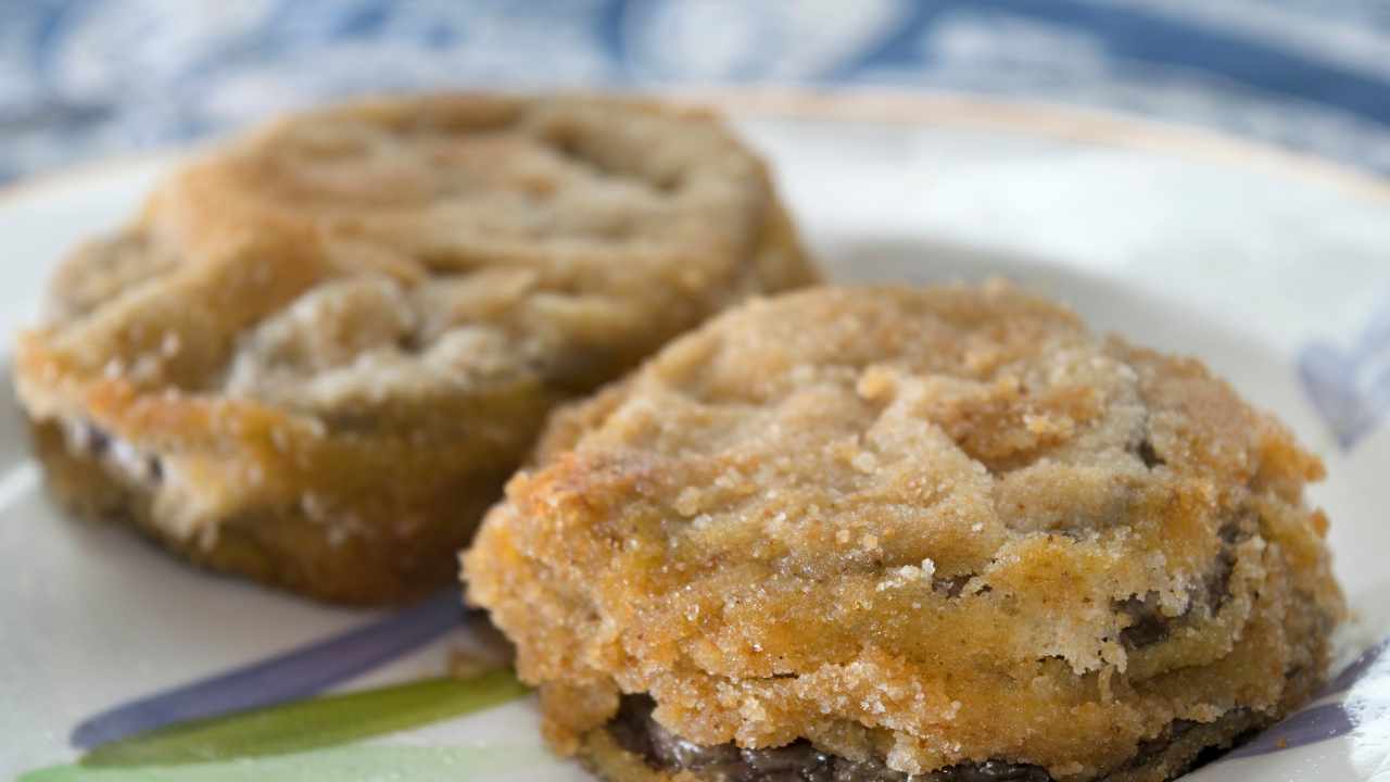 Cotolette di melanzane ripiene Buttalapasta.it