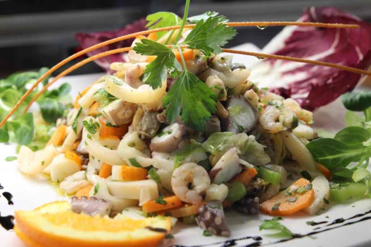 Insalata di mare ricetta cena