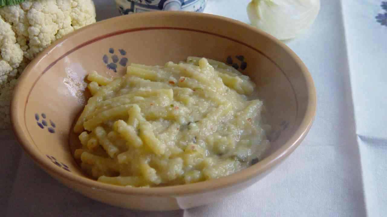 Pasta e cavolfiore alla napoletana Buttalapasta.it