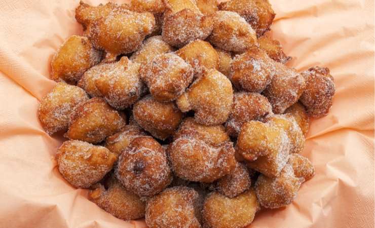 frittelle con zucchero