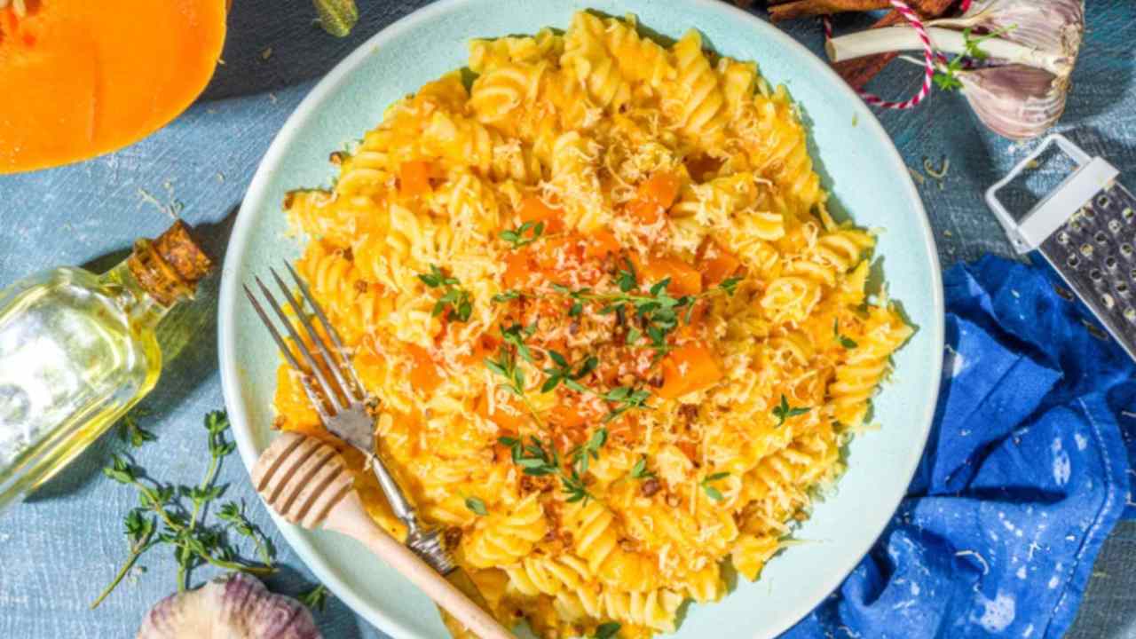 pasta con zucca e philadelphia buttalapasta.it