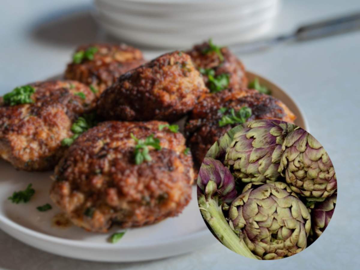 polpette in un piatto con carciofi in evidenza