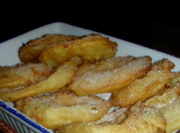 Orecchiette di Carnevale o frittelle francesi