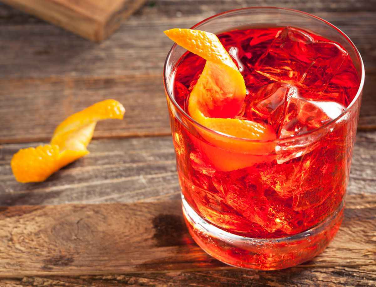 Negroni sbagliato la ricetta originale con ingredienti e dosi