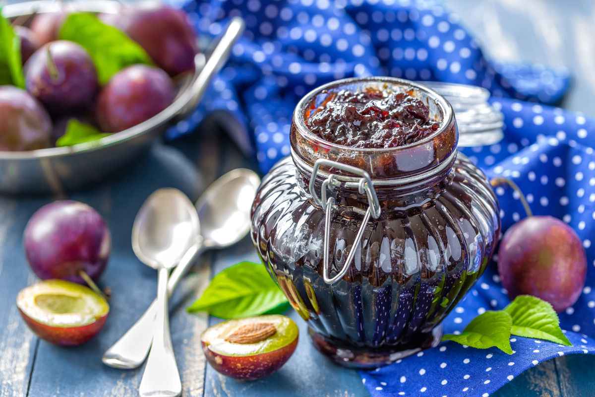 Marmellata Di Prugne La Ricetta Della Nonna E Tante Varianti Buttalapasta