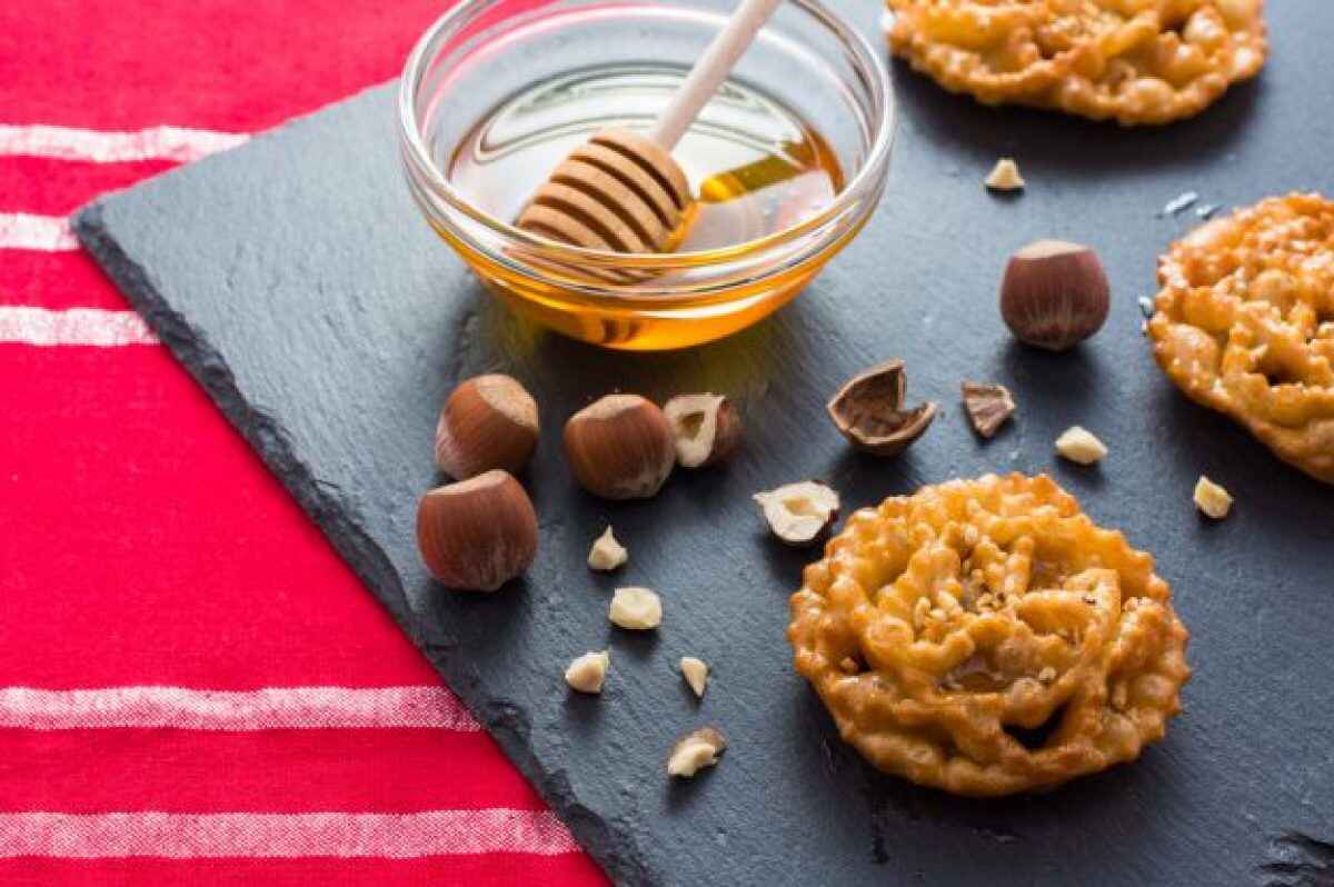 Menu Di Natale Pugliese.Dolci Di Natale Pugliesi Le Ricette Tradizionali Buttalapasta